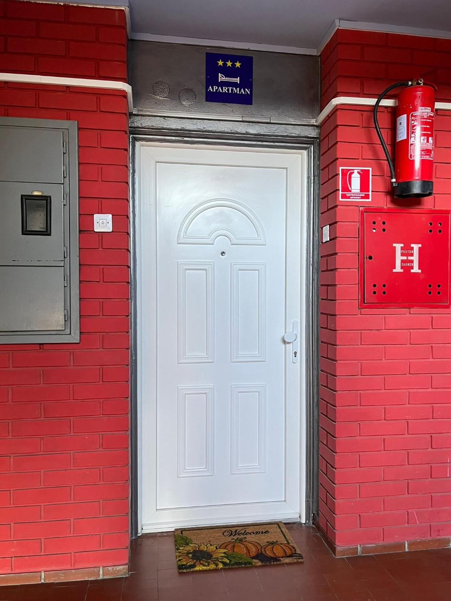 Aby Apartment Slavonski Brod Bilik gambar